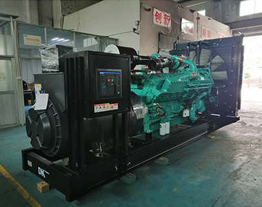 千亿中国有限公司官网1200KW/400V陆用发电机应用于某房地产项目
