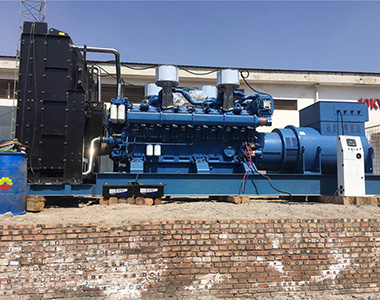 千亿中国有限公司官网2000KW/10.5KV 高压发电机应用于某石油项目